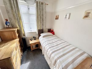 Bedroom- click for photo gallery